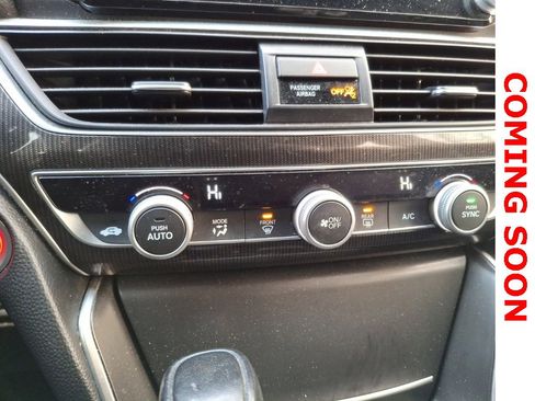 Used 2020 Honda Accord Sport image 9