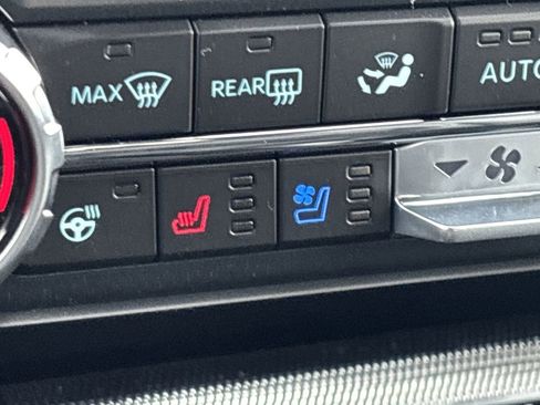 New 2025 Ford F150 Lariat w/ Equipment Group 502A High image 28