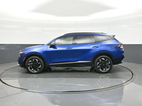 Used 2025 Kia Sportage SX image 4