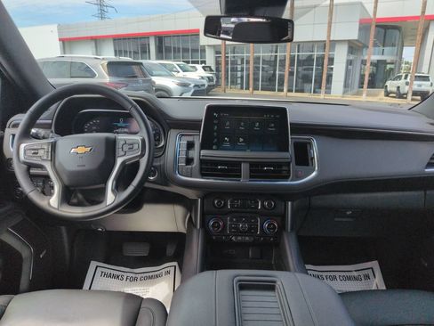 Used 2024 Chevrolet Tahoe LT w/ Luxury Package AWD/4WD image 12
