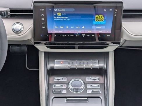 New 2026 Lincoln Nautilus Premier image 7