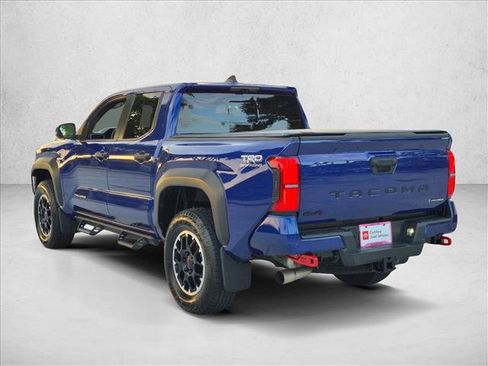 Certified 2025 Toyota Tacoma TRD Off-Road w/ TRD Off Road Premium Package AWD/4WD image 7