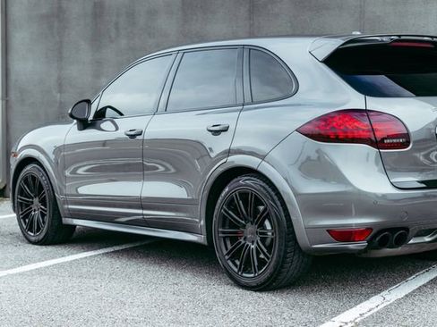 Used 2013 Porsche Cayenne GTS AWD/4WD image 48