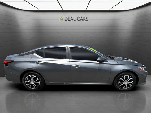 Used 2022 Nissan Altima 2.5 S FWD image 5