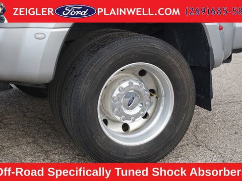 Used 2022 Ford F450 4x4 Crew Cab Super Duty image 9