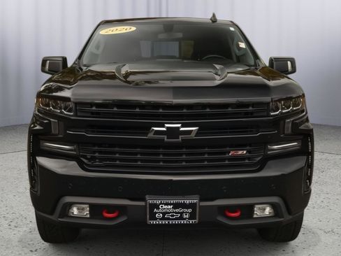 Used 2020 Chevrolet Silverado 1500 LT Trail Boss w/ Midnight Edition image 16