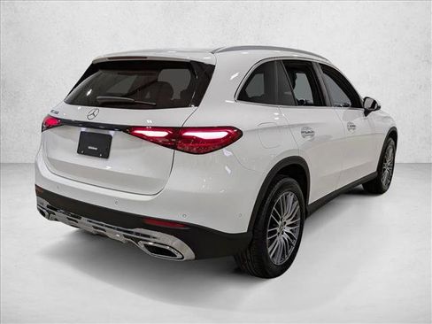 Used 2026 Mercedes-Benz GLC 300 image 5