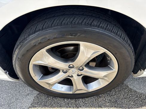 Used 2013 Toyota Venza XLE w/ XLE Premium Pkg FWD image 11
