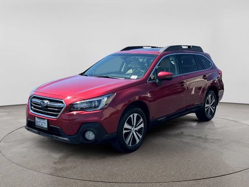Used 2019 Subaru Outback 3.6R Limited w/ Popular Package #2 AWD/4WD image 1