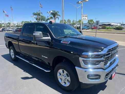 Used 2026 RAM 2500 Big Horn AWD/4WD image 12