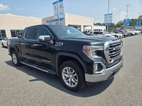 Used 2020 GMC Sierra 1500 SLT w/ SLT Premium Package AWD/4WD image 3