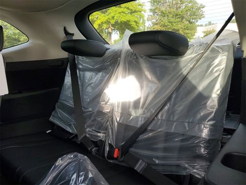 New 2026 Acura MDX FWD image 15