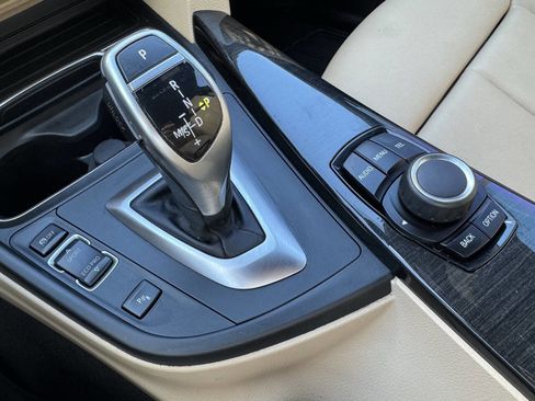 Used 2017 BMW 330i Sedan image 15