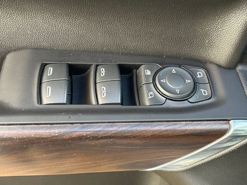 Used 2020 GMC Sierra 1500 SLT w/ SLT Premium Plus Package image 7