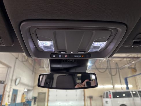 Used 2024 Chevrolet Silverado 2500 LTZ image 36