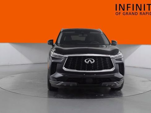 Used 2025 INFINITI QX60 Luxe AWD/4WD image 2