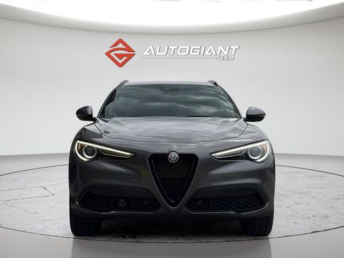 Used 2022 Alfa Romeo Stelvio Sprint RWD image 3