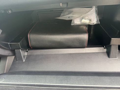 Used 2020 Toyota Tacoma TRD Off-Road image 18