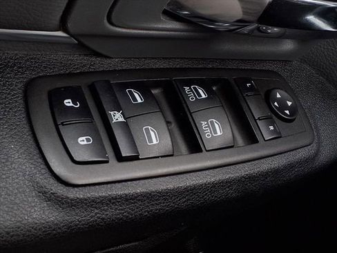Used 2023 RAM 1500 Classic SLT w/ Trailer & Traction Group AWD/4WD image 15
