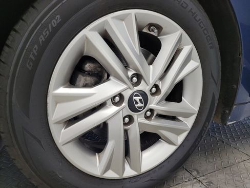 Used 2019 Hyundai Elantra SEL image 31