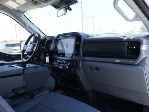 Used 2025 Ford F150 XLT w/ Equipment Group 301A Standard AWD/4WD image 15