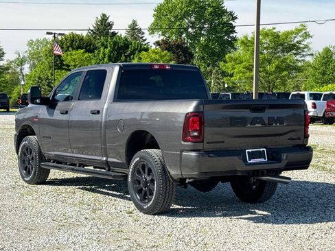 New 2026 RAM 3500 Big Horn AWD/4WD image 8