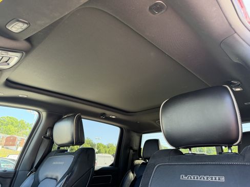Used 2020 RAM 1500 Laramie w/ Sport Appearance Package AWD/4WD image 13