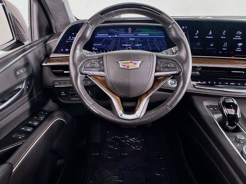 Used 2024 Cadillac Escalade Sport Platinum image 4