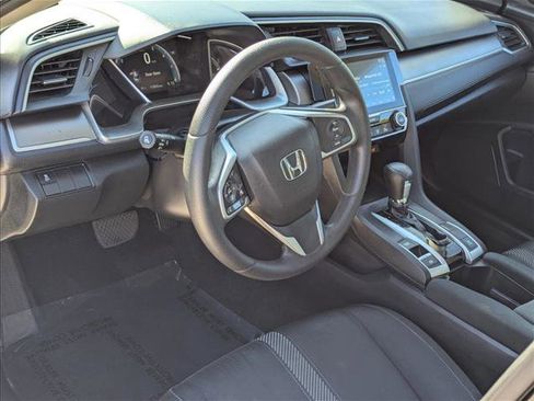 Used 2018 Honda Civic EX image 9