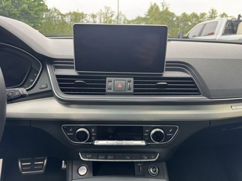 Used 2020 Audi SQ5 Premium Plus w/ Premium Plus Package AWD/4WD image 34