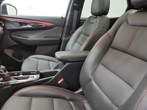 Used 2024 Chevrolet TrailBlazer RS w/ Convenience Package image 19