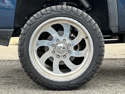 Used 2021 GMC Sierra 2500 Denali w/ Denali Ultimate Package image 25