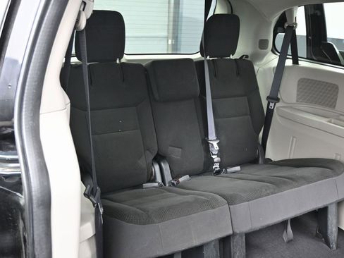 Used 2017 Dodge Grand Caravan SE w/ Power Window Group image 27