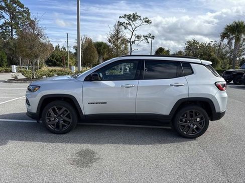 New 2026 Jeep Compass Latitude image 6
