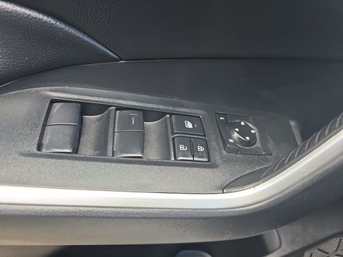 Used 2023 Toyota RAV4 LE FWD image 28