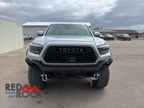 Used 2021 Toyota Tacoma SR5 image 2