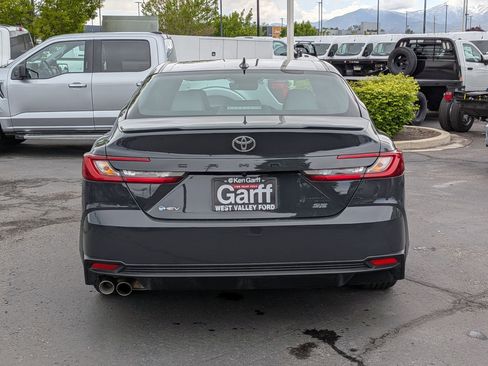Used 2026 Toyota Camry SE w/ Multimedia Upgrade Package FWD image 5