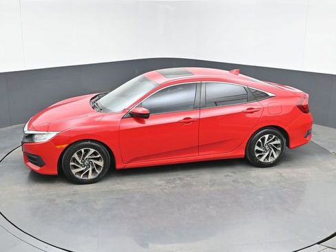 Used 2018 Honda Civic EX image 33