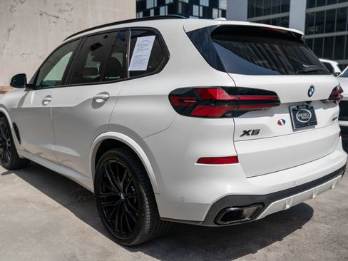 Used 2024 BMW X5 sDrive40i w/ M Sport Package RWD image 14