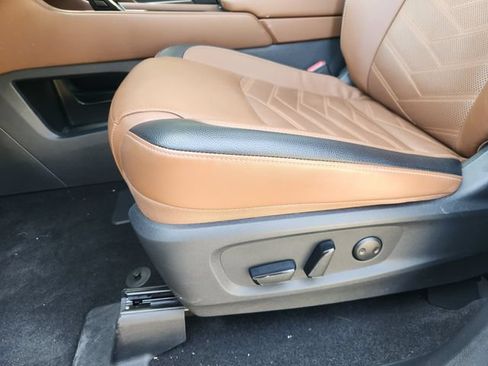Used 2024 Nissan Pathfinder Platinum w/ Cargo Package FWD image 24