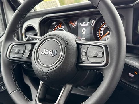 New 2026 Jeep Gladiator Sport image 13