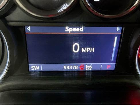 Used 2020 Chevrolet Silverado 1500 LT image 11