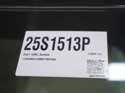 Used 2021 GMC Acadia Denali w/ GMC Pro Grade Package image 28