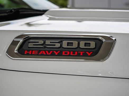 Used 2026 RAM 2500 Laramie AWD/4WD image 10
