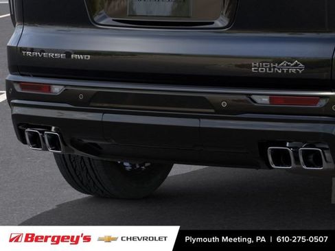 New 2026 Chevrolet Traverse High Country w/ LPO, Floor Liner Package AWD/4WD image 16