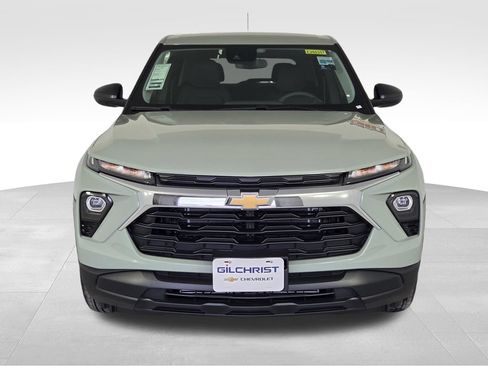 New 2026 Chevrolet TrailBlazer LS w/ LS Convenience Package FWD image 2
