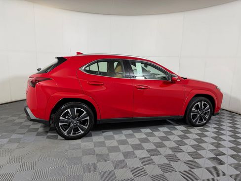 Used 2024 Lexus UX 250h FWD w/ Premium Package image 7