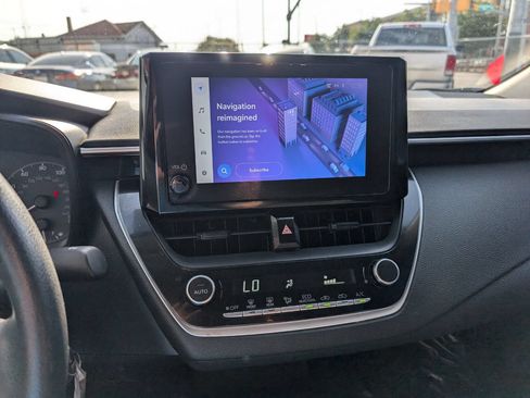 Used 2023 Toyota Corolla LE FWD image 22