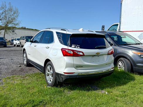 Used 2021 Chevrolet Equinox Premier AWD/4WD image 4
