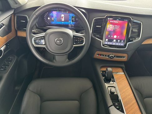 Certified 2024 Volvo XC90 T8 Plus w/ Protection Package Premier AWD/4WD image 18